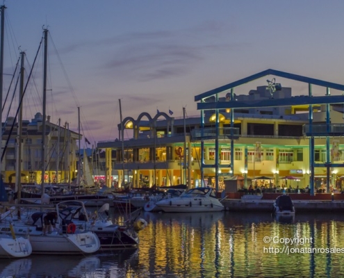 Puerto Marina Benalmadena at night